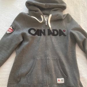 Official 2010 Canada Olympic Sweatshirt - Size Large